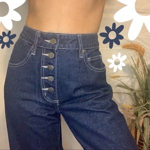 Mid Rise Wide Crop Jean brand new from the brand Cotton:On